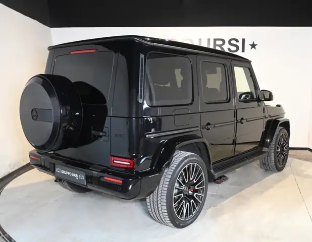 Mercedes-Benz G 63 Amg view 3
