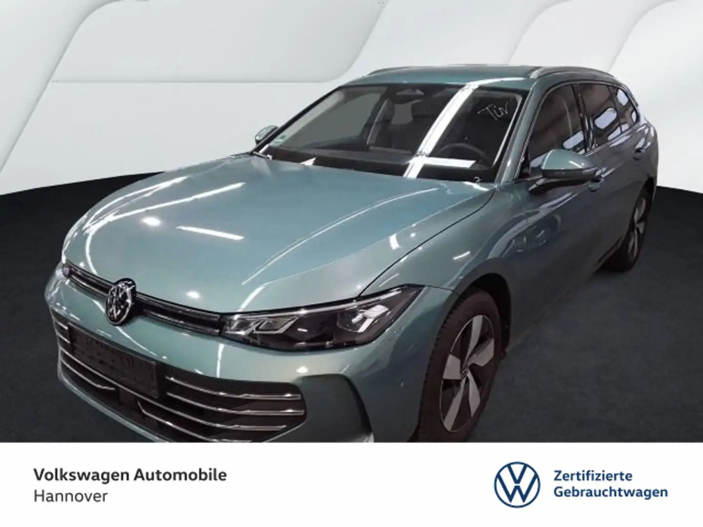 Volkswagen Passat Variant 1.5 eTSI DSG Business Navi AHK LE Verde - 1