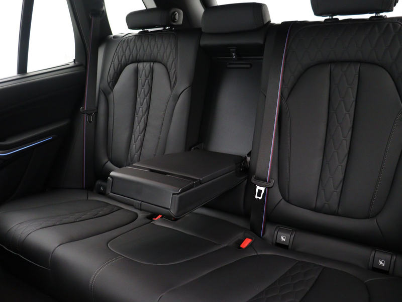 BMW X5 xDrive50e — photo 9