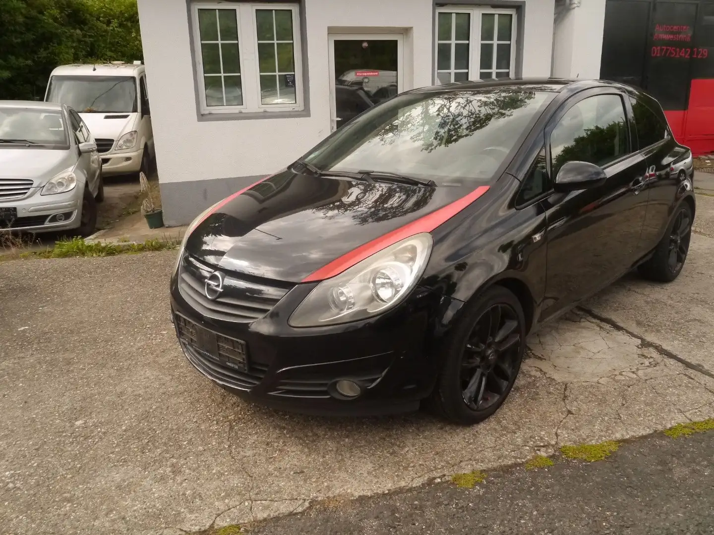 Opel Corsa D Color Edition Schwarz - 1