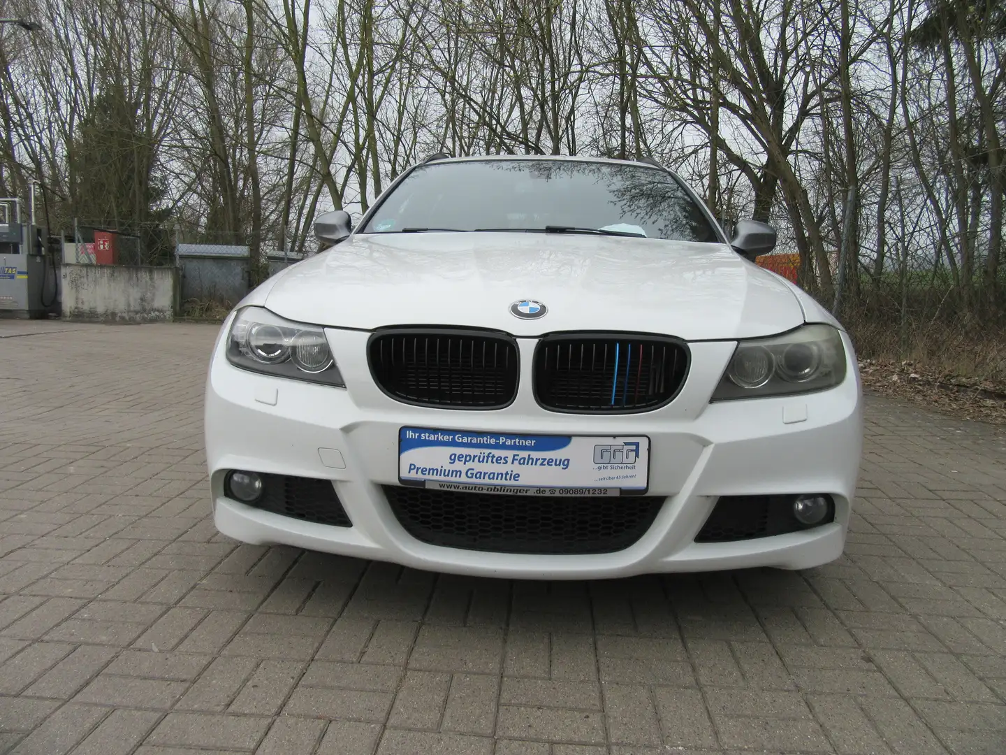 BMW 318 3er Touring Weiß - 2