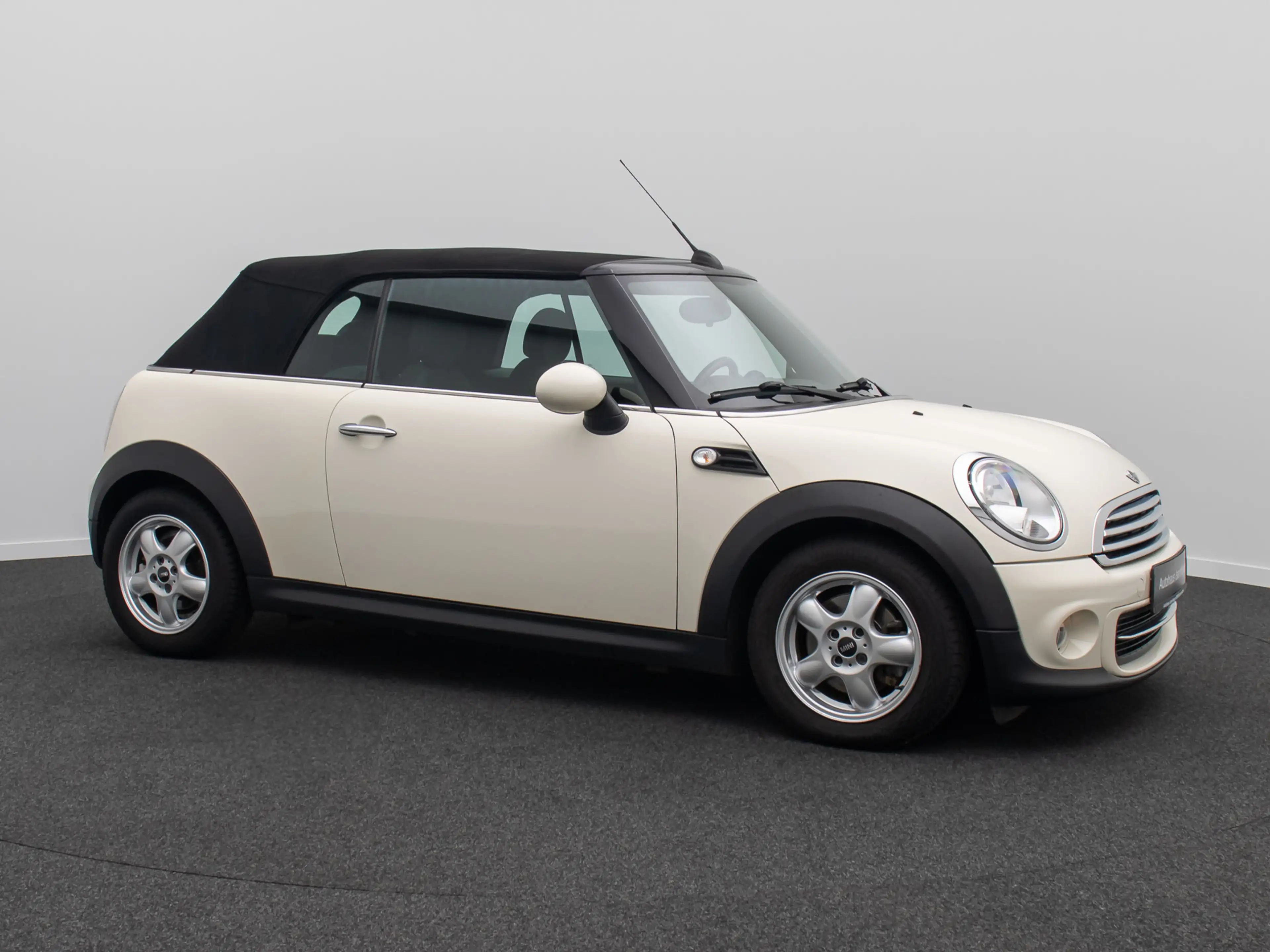 MINI Cooper Cabrio PDC Lederlenkrad Sitzhzng MP3 LM — photo 4