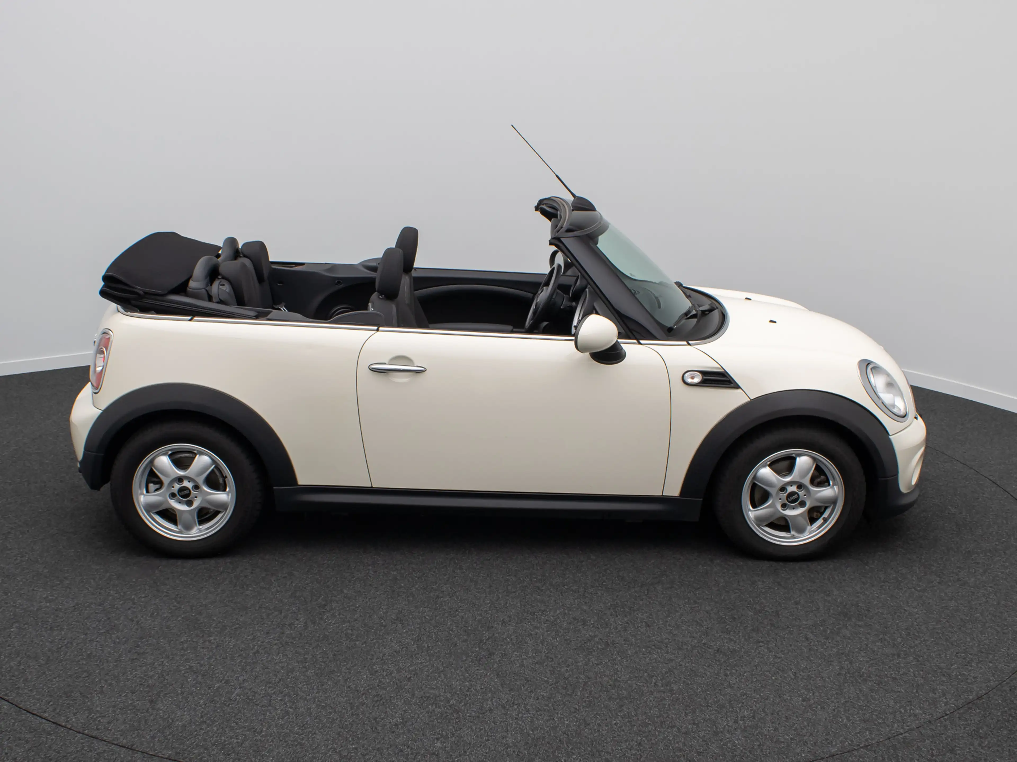 MINI Cooper Cabrio PDC Lederlenkrad Sitzhzng MP3 LM — photo 5