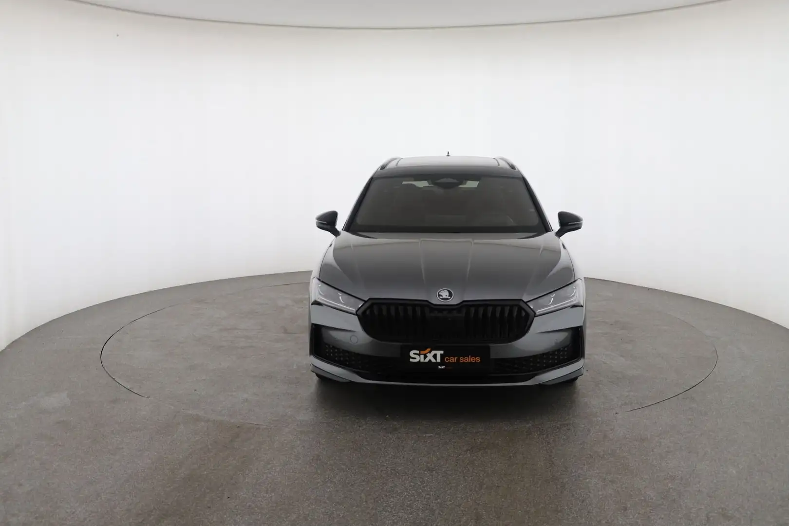 Skoda Superb Combi PHEV Sportline|AHK|ACC|Headup|Pano Grau - 2