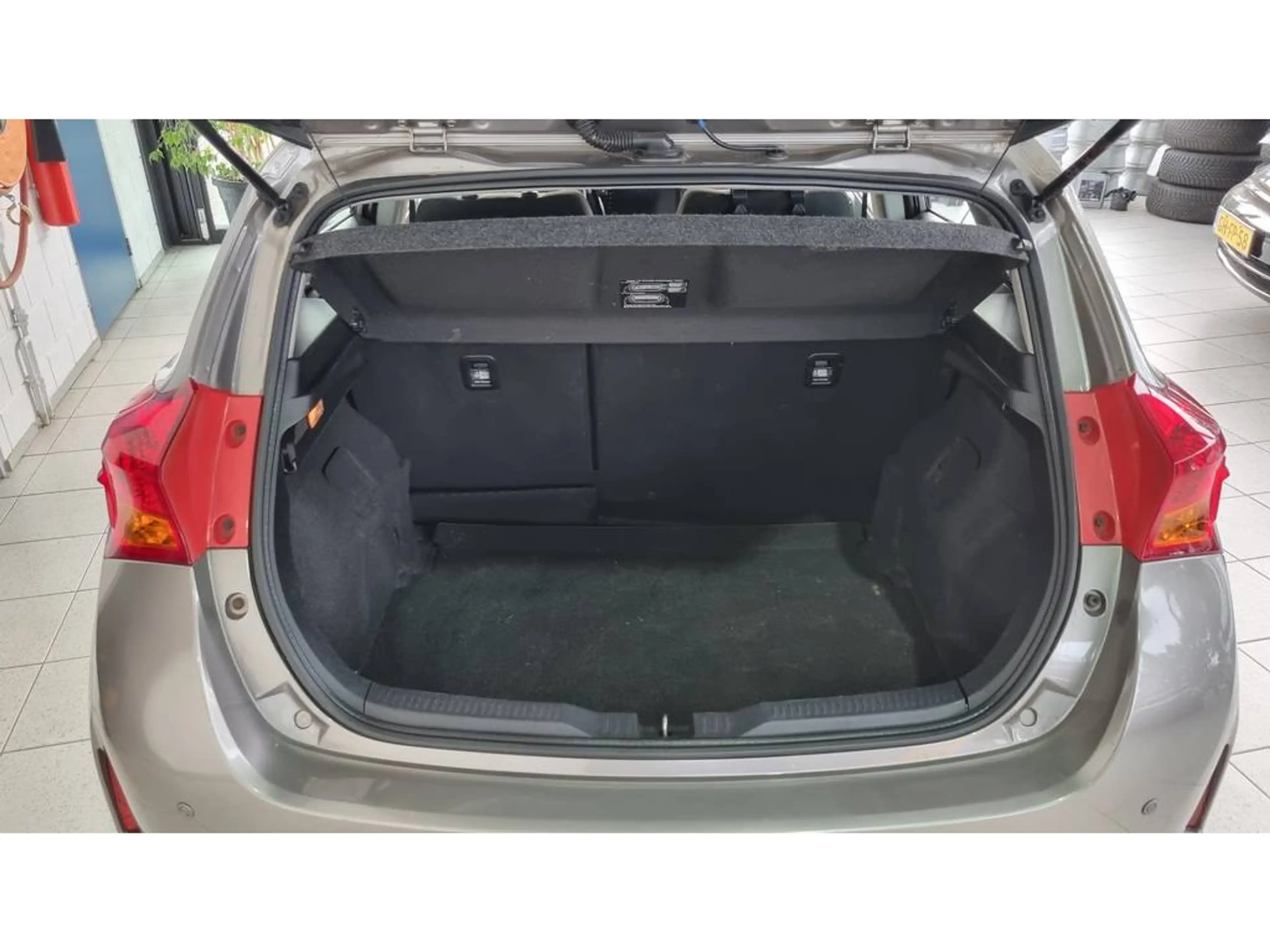 Toyota Auris 1.3 VVT-i | Climat | LM wielen | P-sensoren | Appl — photo 20