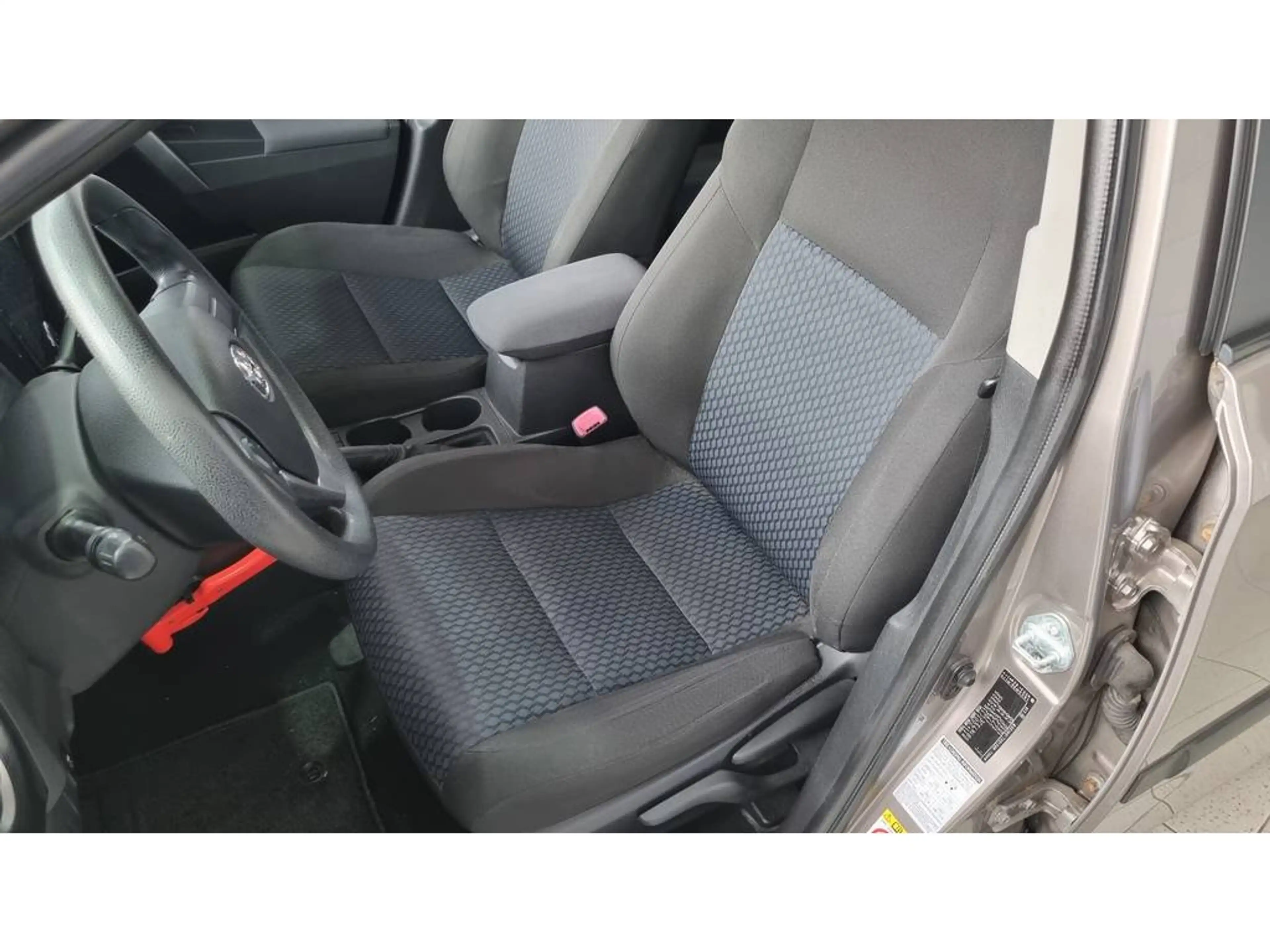 Toyota Auris 1.3 VVT-i | Climat | LM wielen | P-sensoren | Appl — photo 6