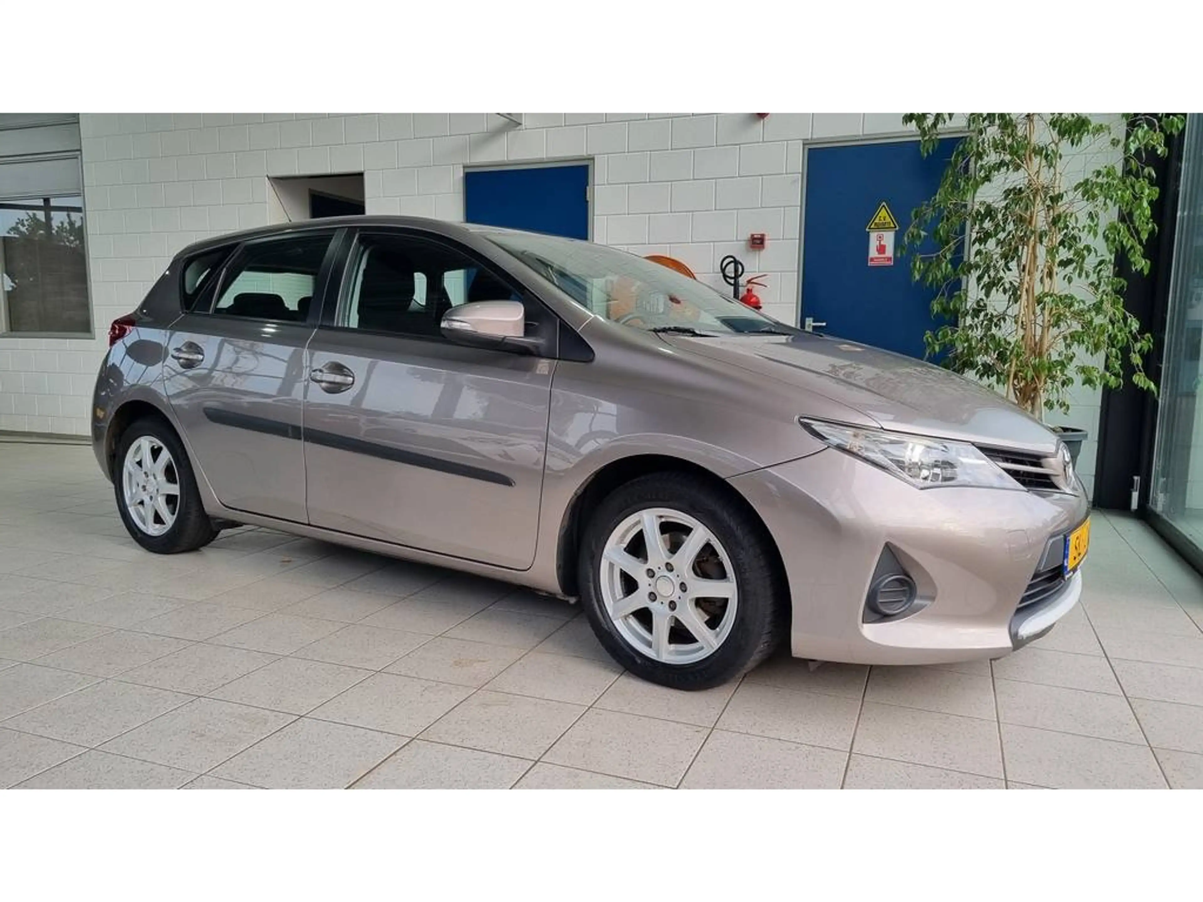 Toyota Auris 1.3 VVT-i | Climat | LM wielen | P-sensoren | Appl — photo 22
