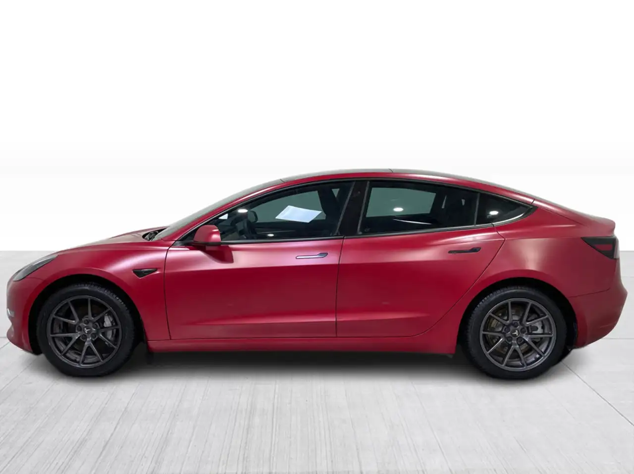 Tesla Model 3 снимка Tesla Model 3