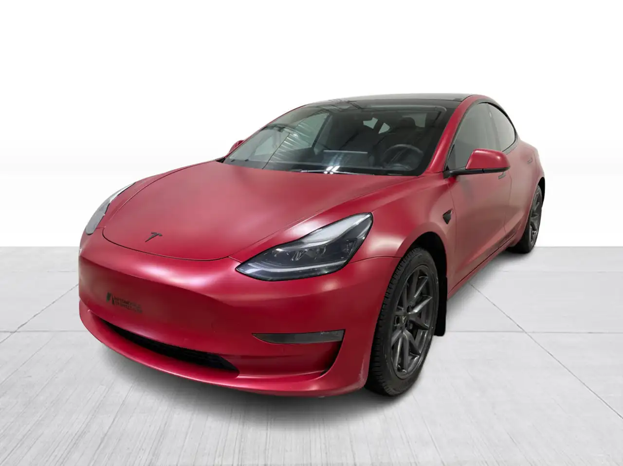 Tesla Model 3 снимка Tesla Model 3