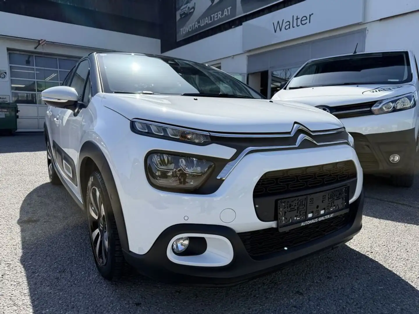 Citroen C3 Shine Weiß - 2