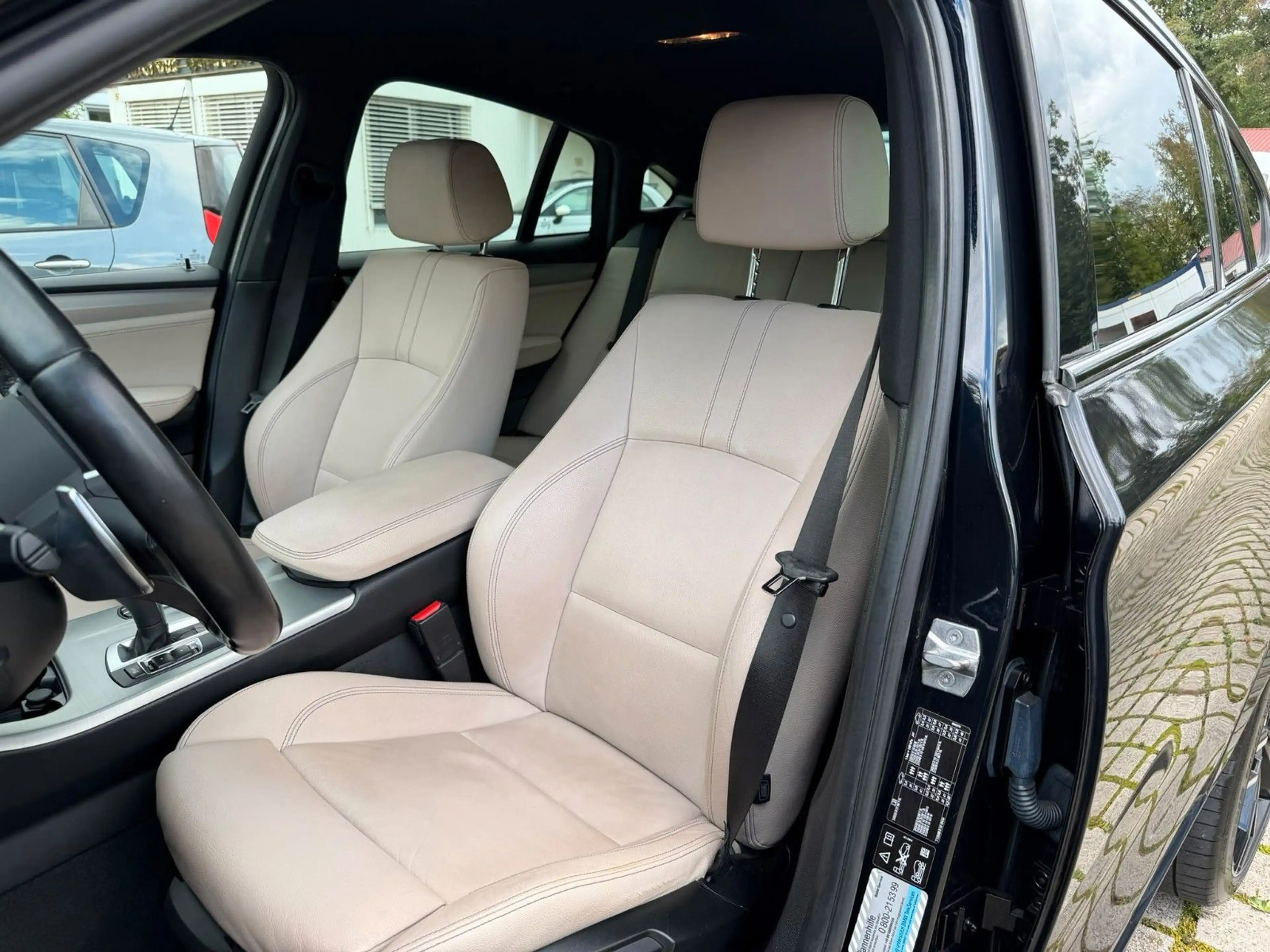 BMW X4 M40 i M-Paket Performance — photo 15