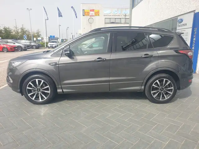 Ford Kuga Kuga II 2017 1.5 tdci ST-Line