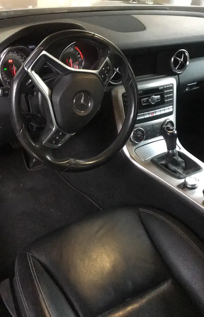 Mercedes-Benz SLK 200 (BlueEFFICIENCY) Silber - 2