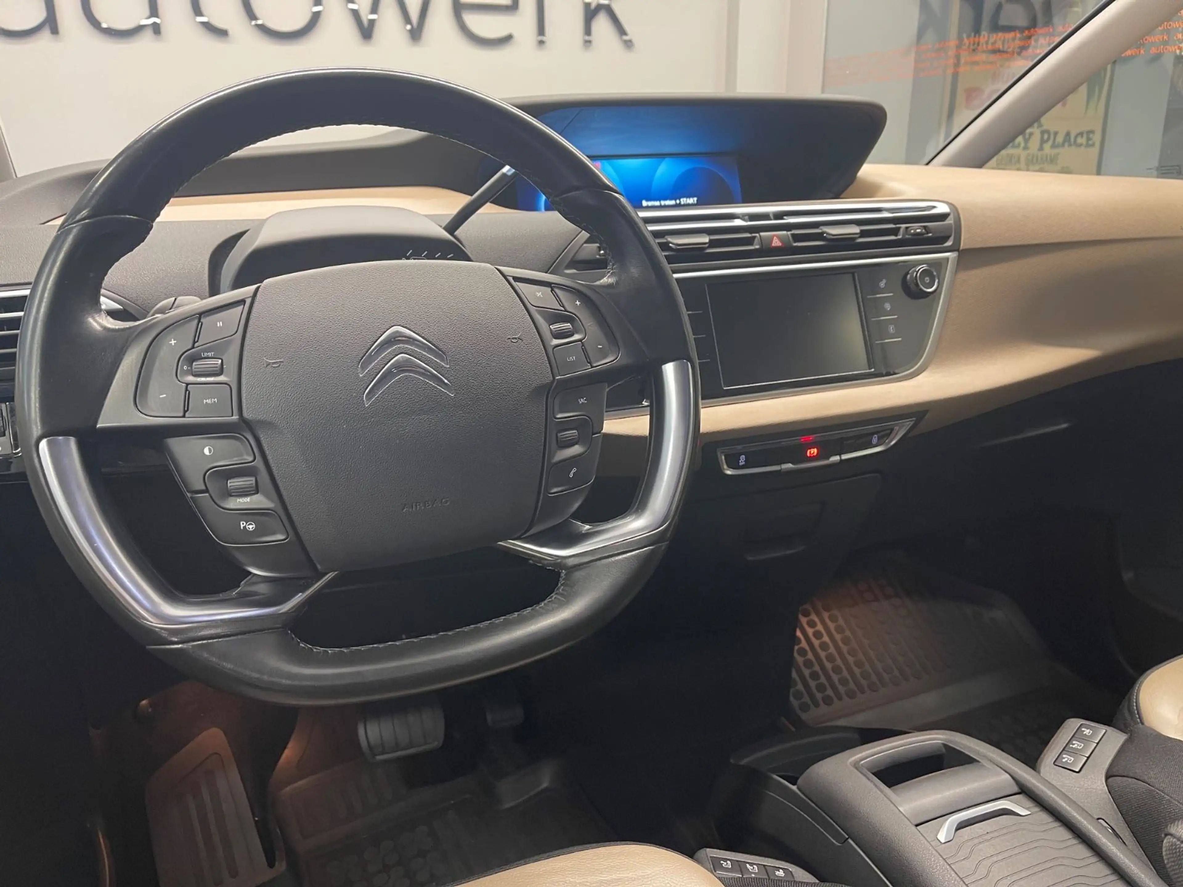 Citroen Grand C4 Picasso *AUT./Leder/Navi* — photo 14