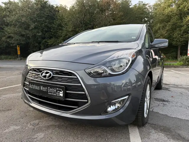 Hyundai iX20 1.6 Space P-Paket, Automatik, PANO,wenig KM