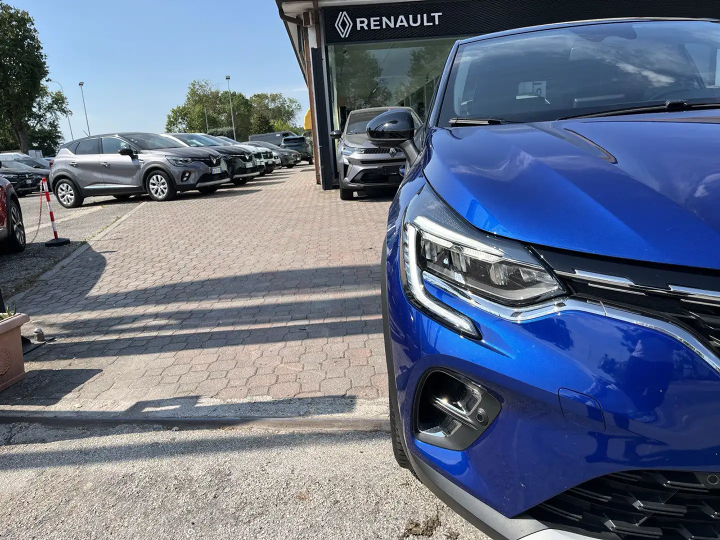 Renault Captur Hybrid E-Tech 145 CV Intens Blu/Azzurro - 2