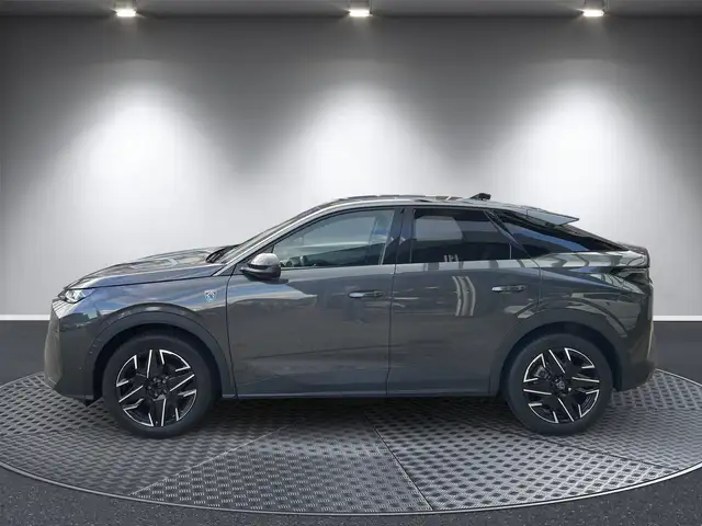 Peugeot 3008 view 2