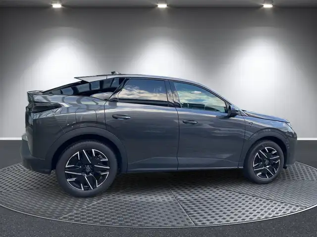 Peugeot 3008 view 6