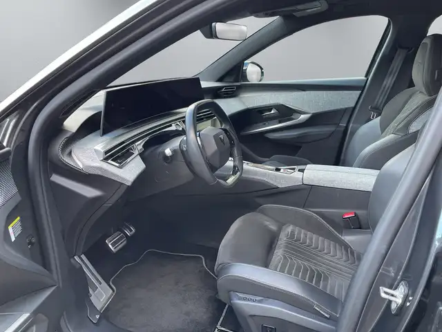 Peugeot 3008 view 11