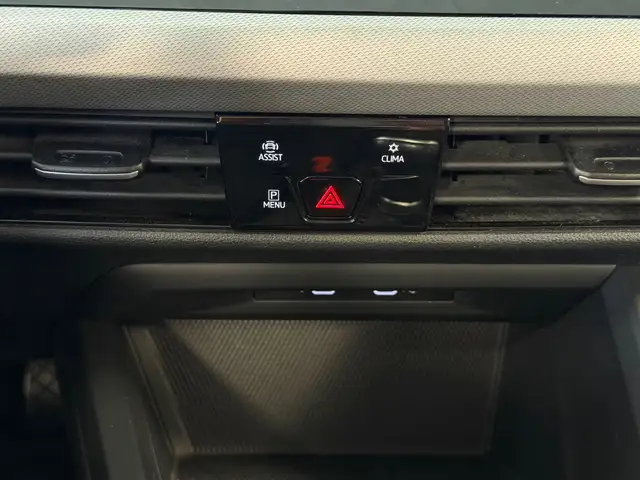 Volkswagen Golf view 28