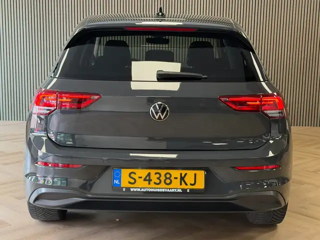 Volkswagen Golf view 5