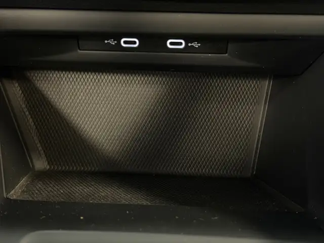 Volkswagen Golf view 29