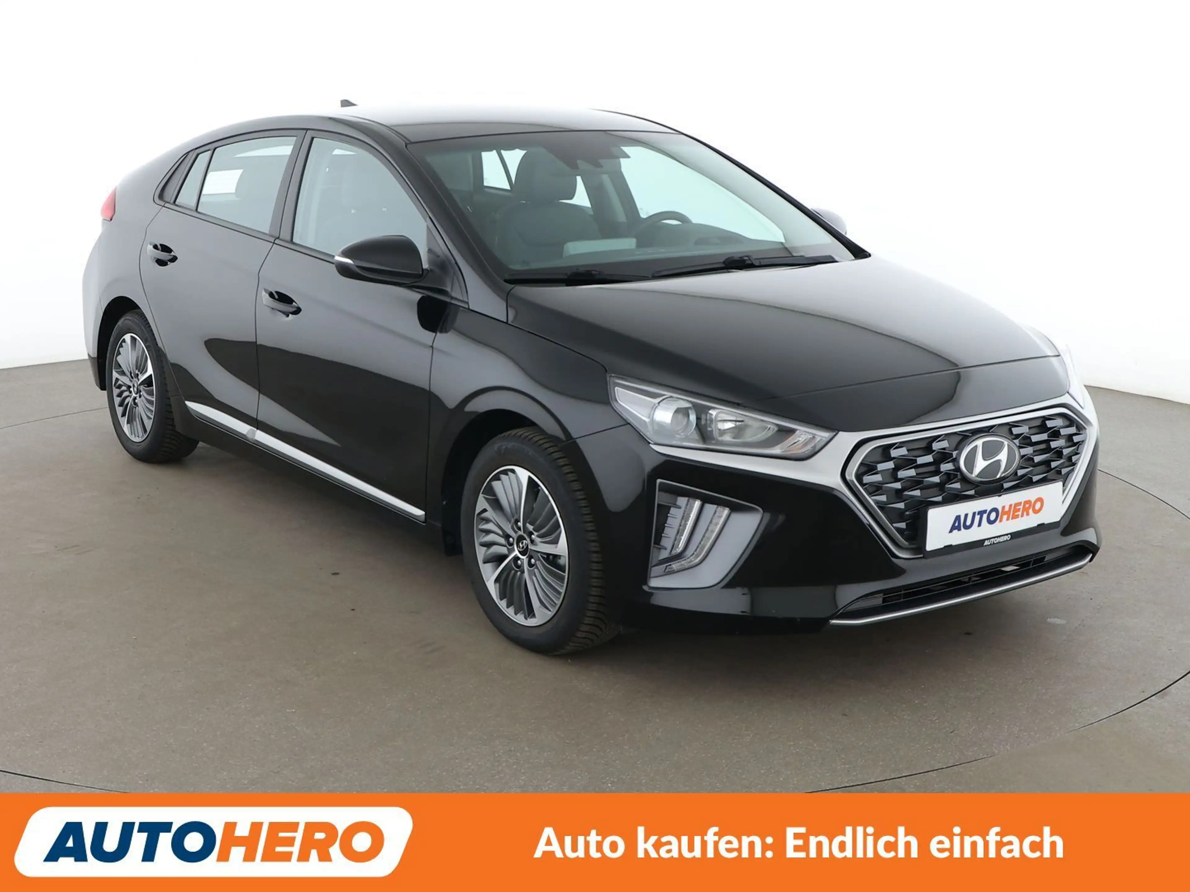 Hyundai IONIQ 1.6 Plug-in Hybrid Trend Aut.*ACC*CAM*PDC*SHZ*AHK* — photo 8