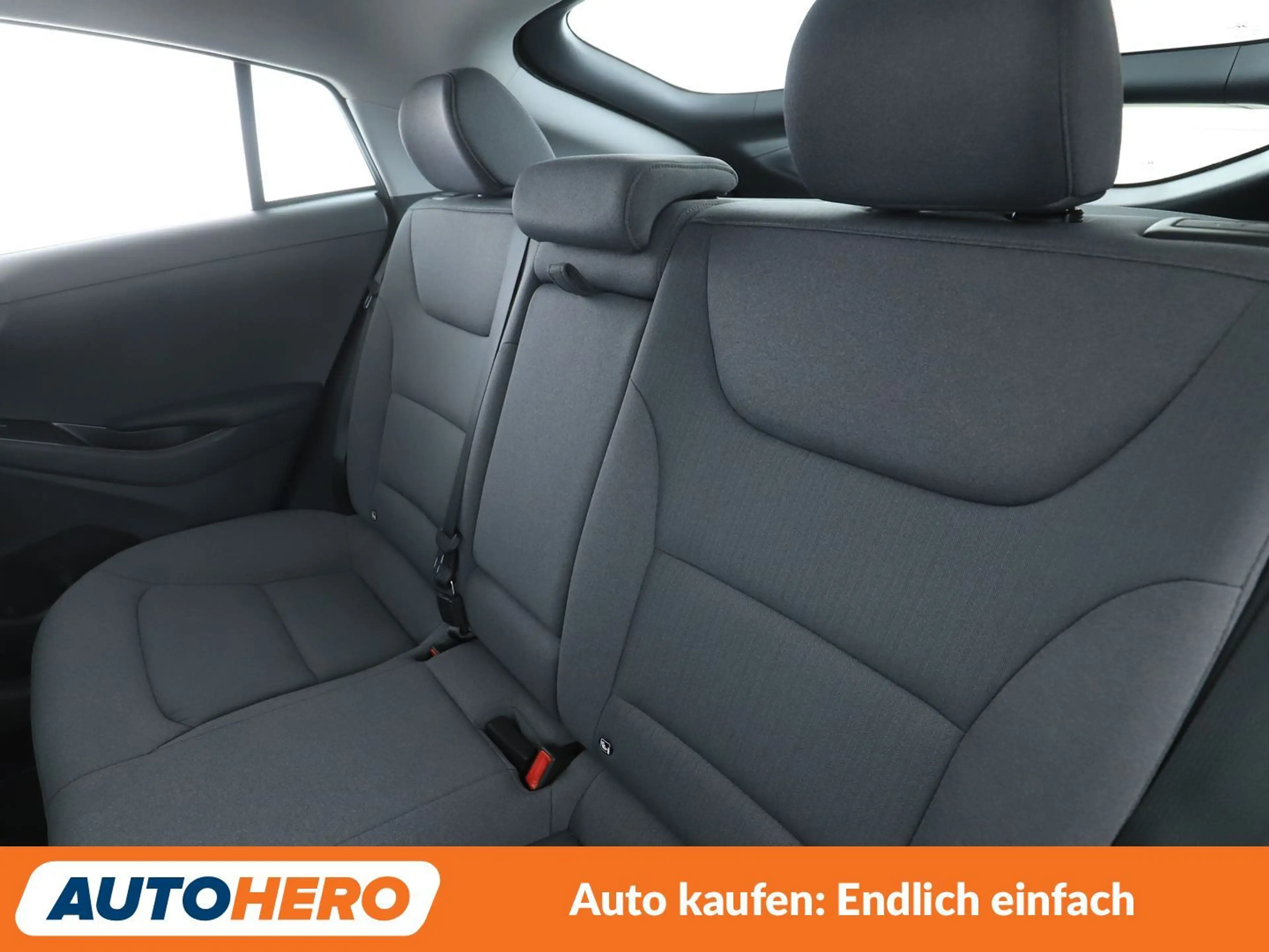 Hyundai IONIQ 1.6 Plug-in Hybrid Trend Aut.*ACC*CAM*PDC*SHZ*AHK* — photo 14