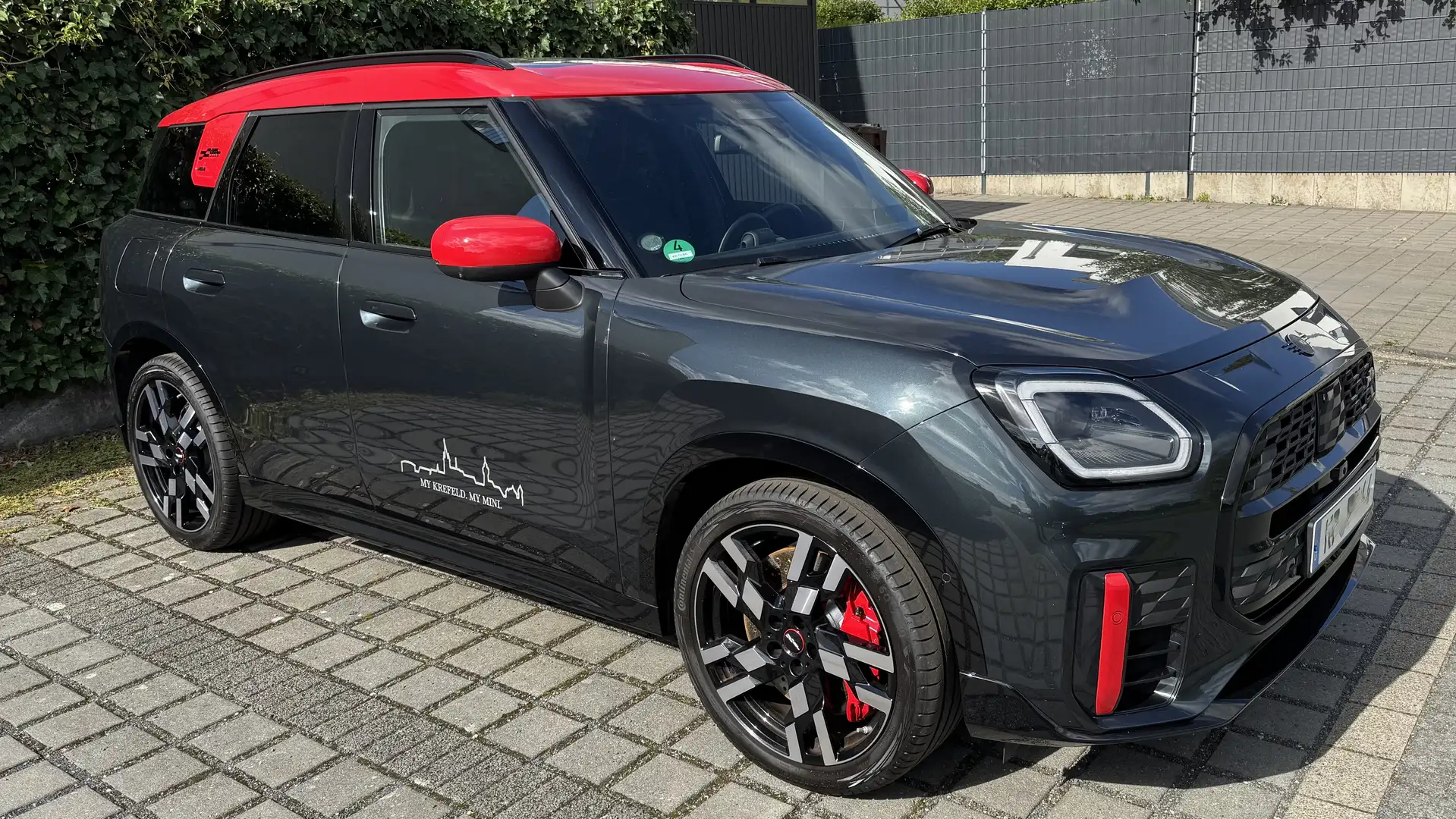 MINI JCW Countryman All4 JCW ALL4 John Cooper Works mit doppelter Bereifung Schwarz - 2