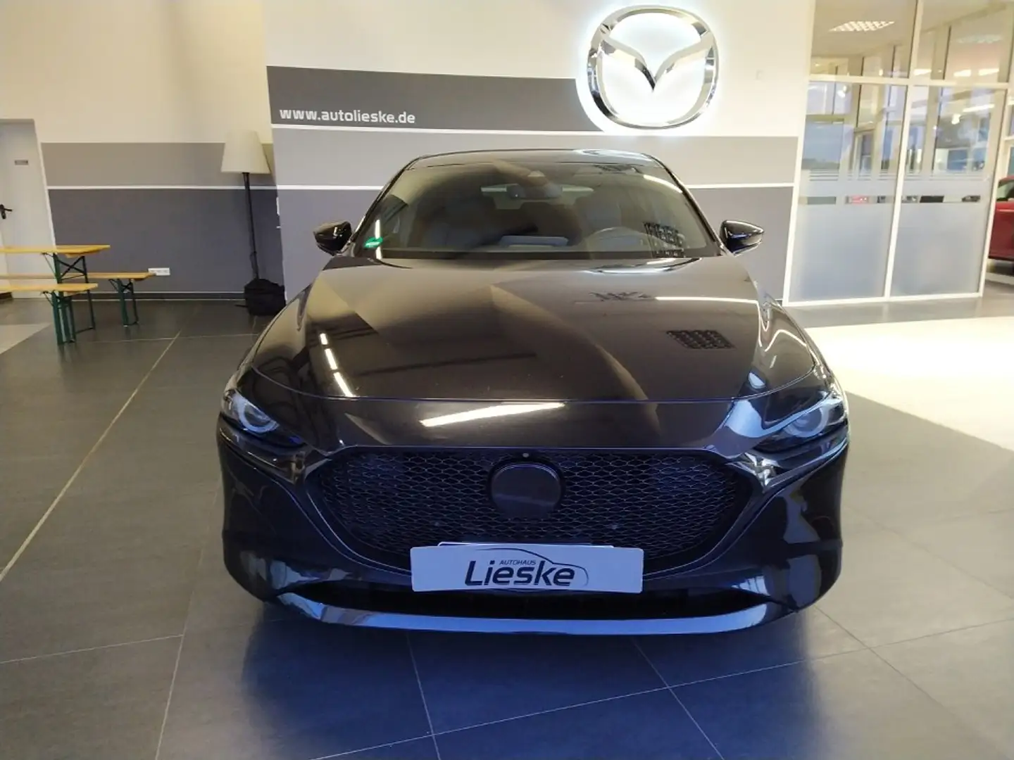 Mazda 3 SKY-X 2.0 M Hybr 6GS SELEC. DES-P ACT-P BOS LED-S Schwarz - 1