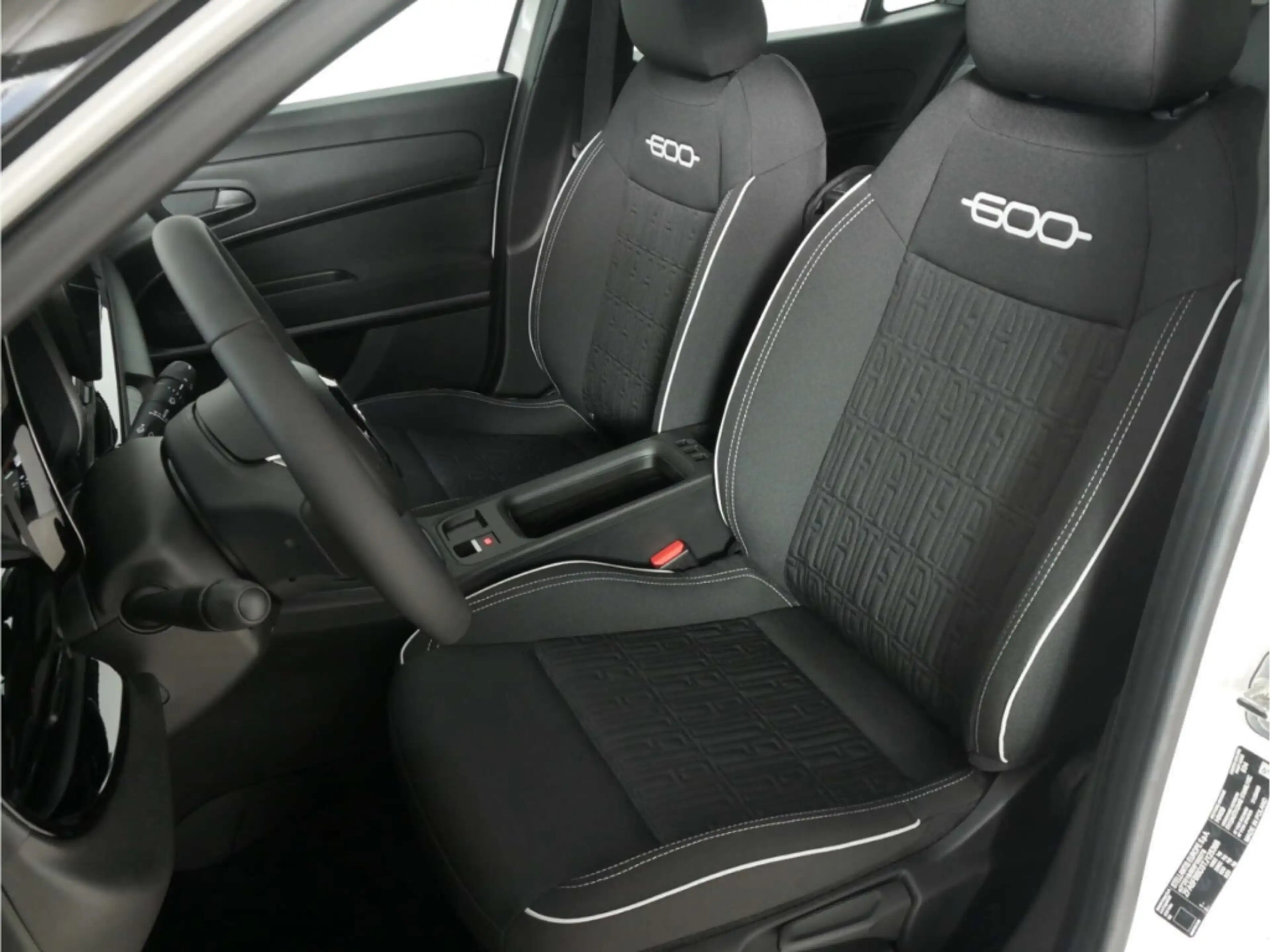 Fiat 600 1.2 Street — photo 11