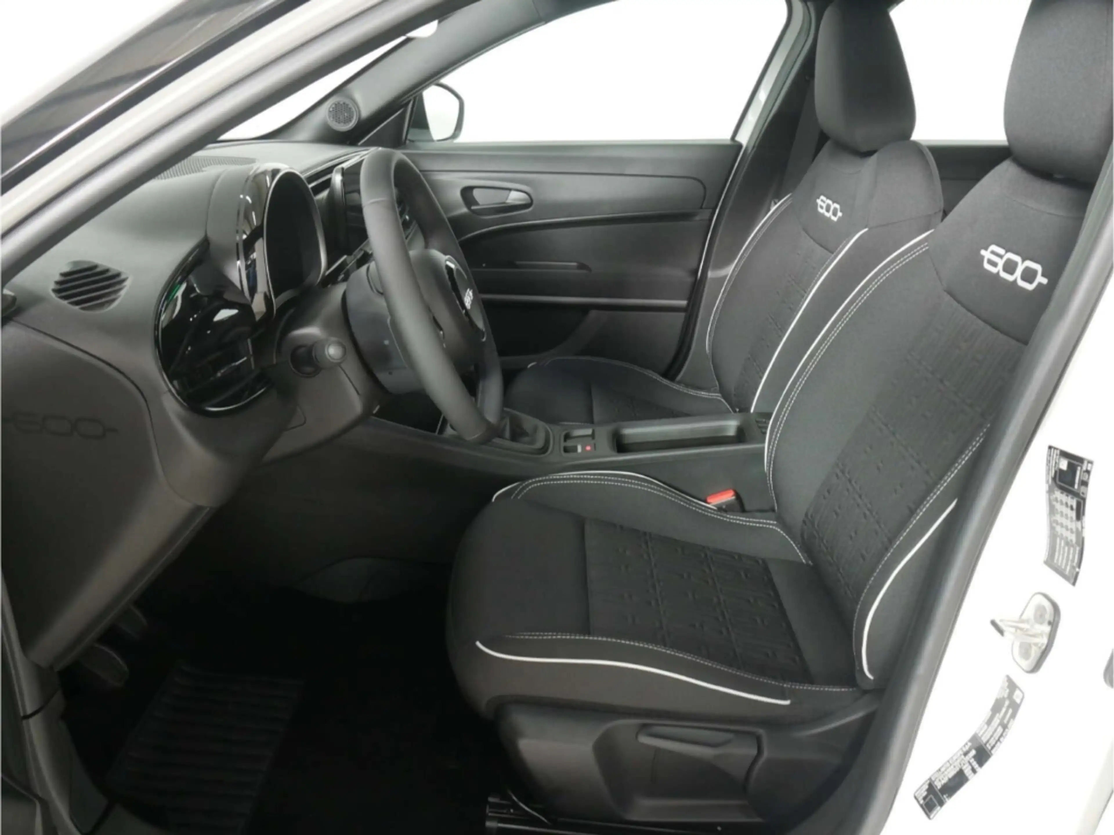 Fiat 600 1.2 Street — photo 10