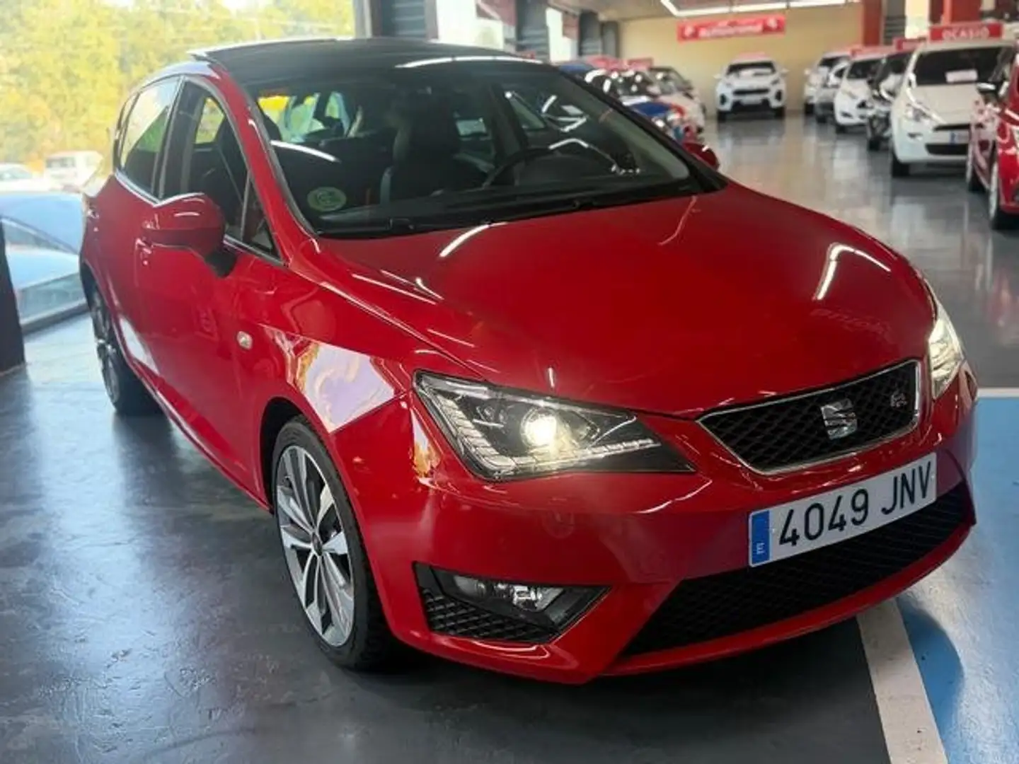 SEAT Ibiza 1.2 TSI S&S FR Rojo - 2