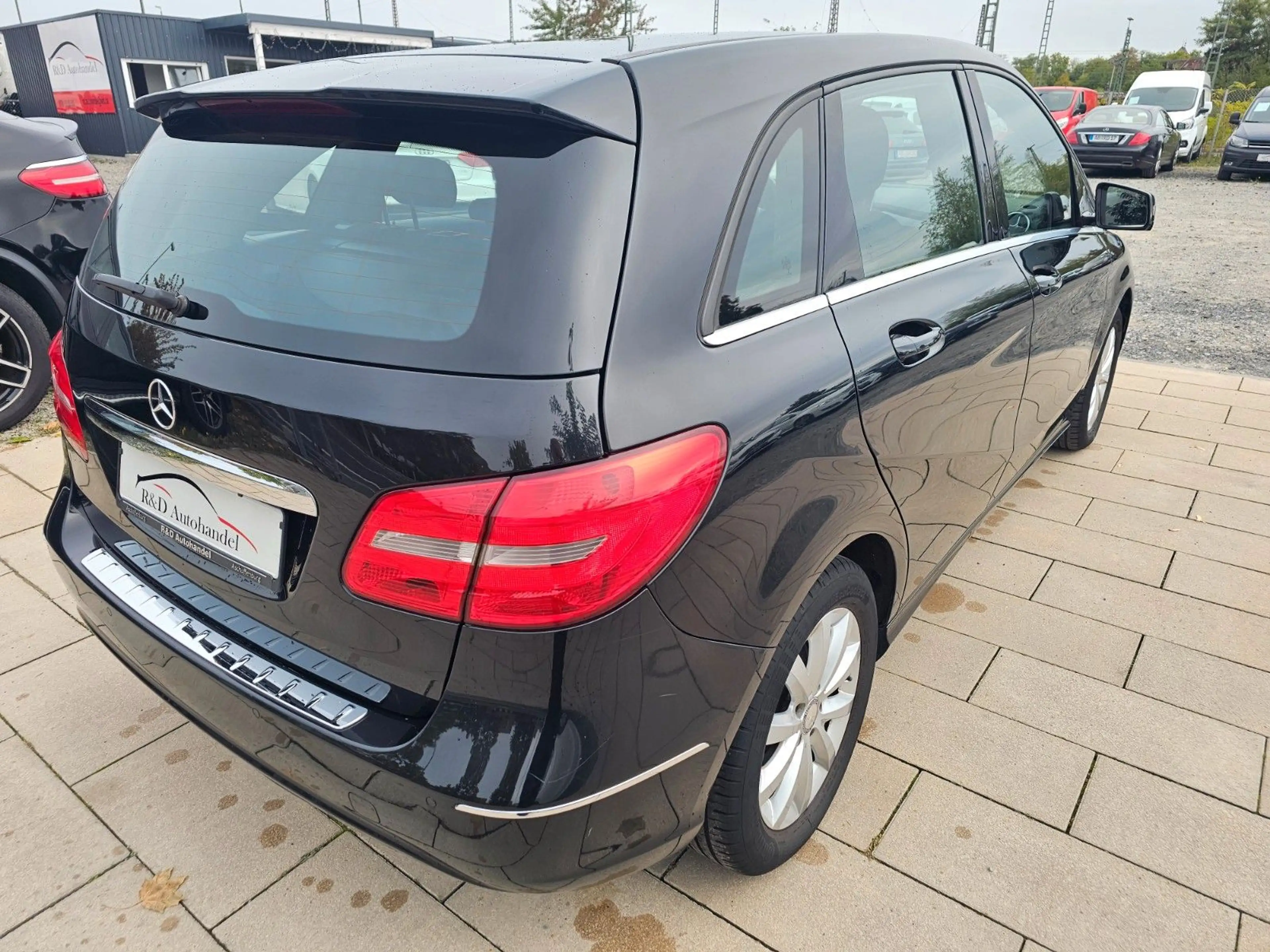 Mercedes-Benz B 200 B B 200 Navi AHK PDC — photo 8