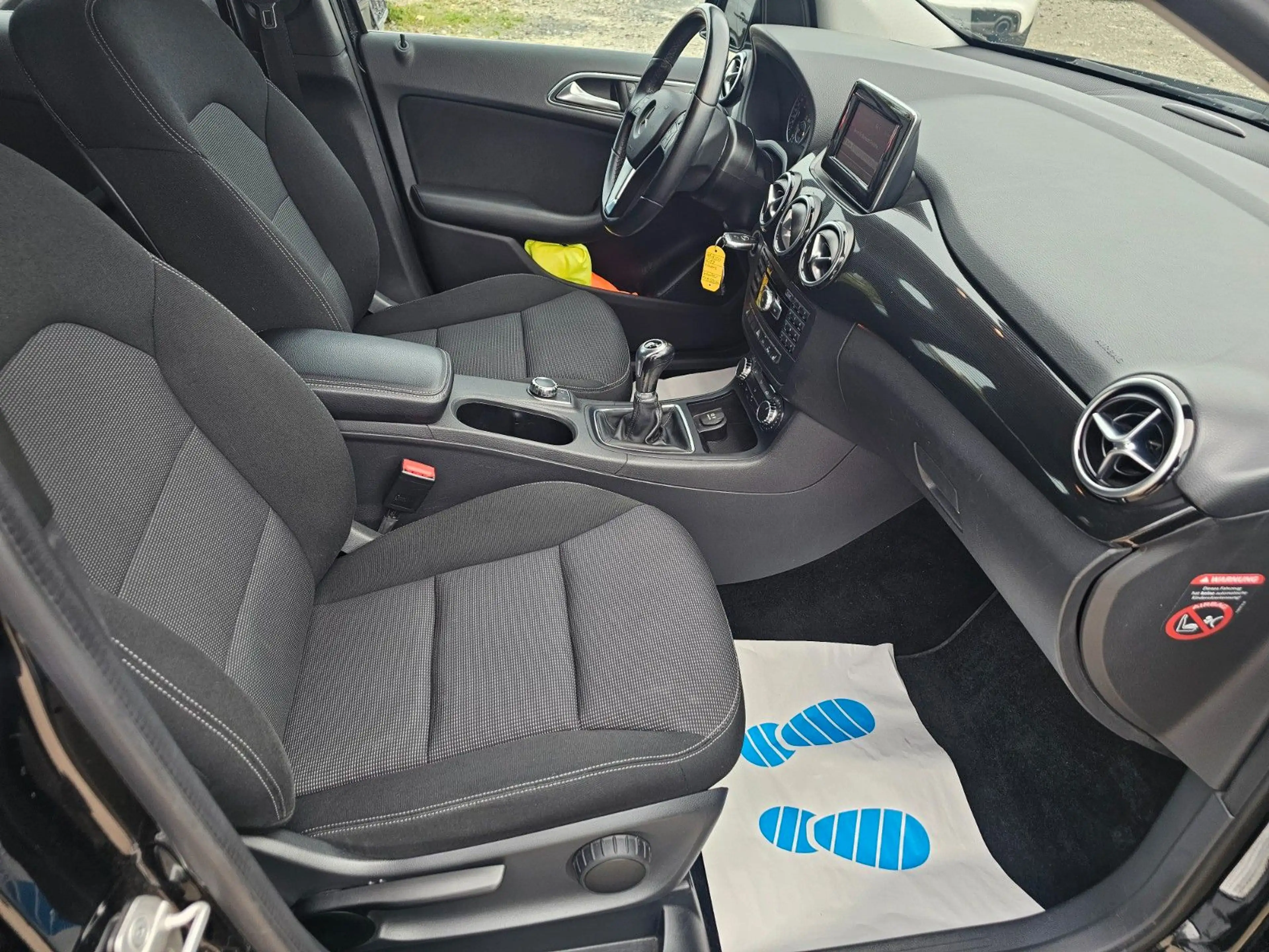 Mercedes-Benz B 200 B B 200 Navi AHK PDC — photo 15