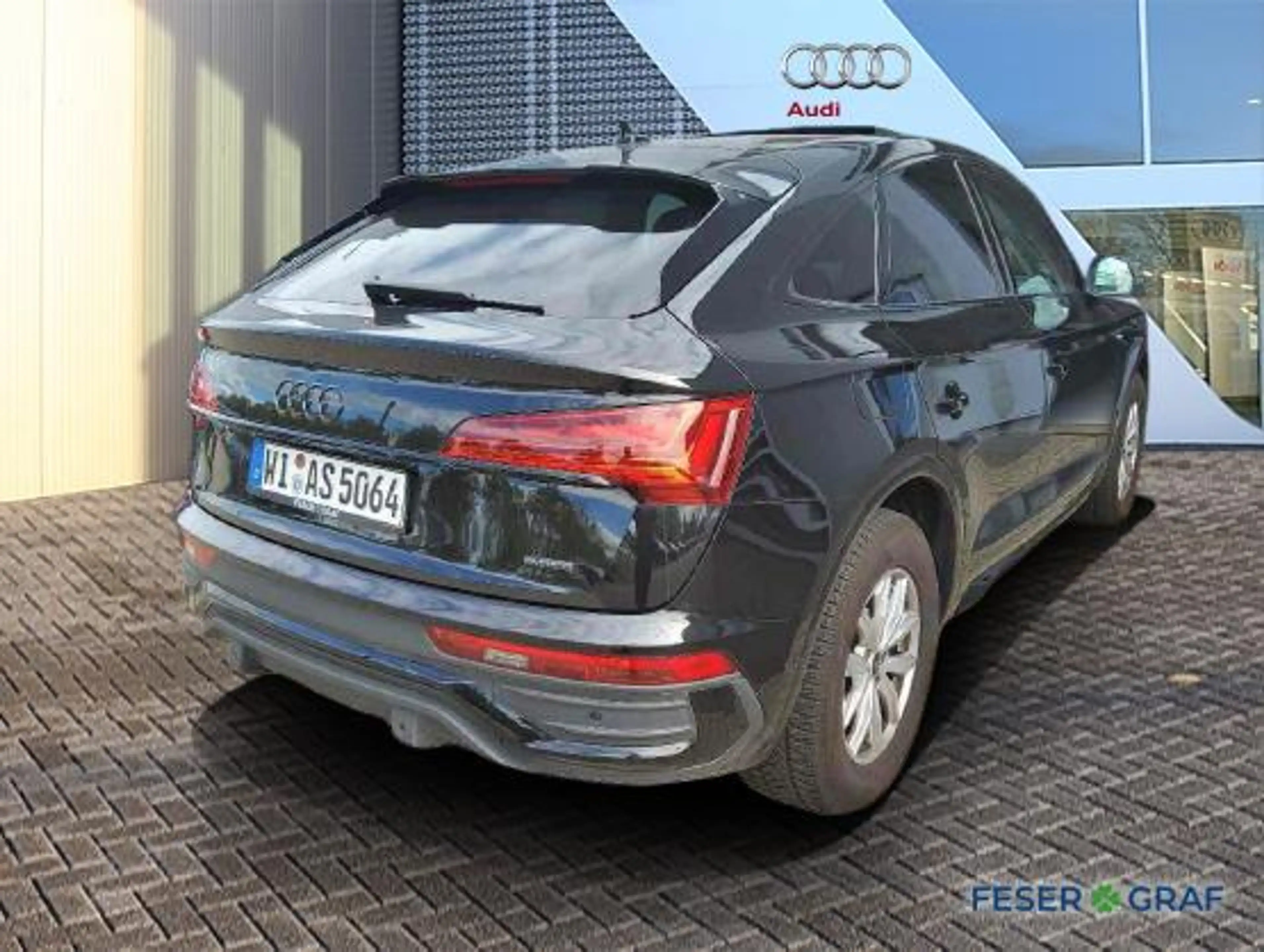 Audi Q5 SB 40TDI qu. 2x S line/Matrix/HuD/AHK/Navi+ — photo 2