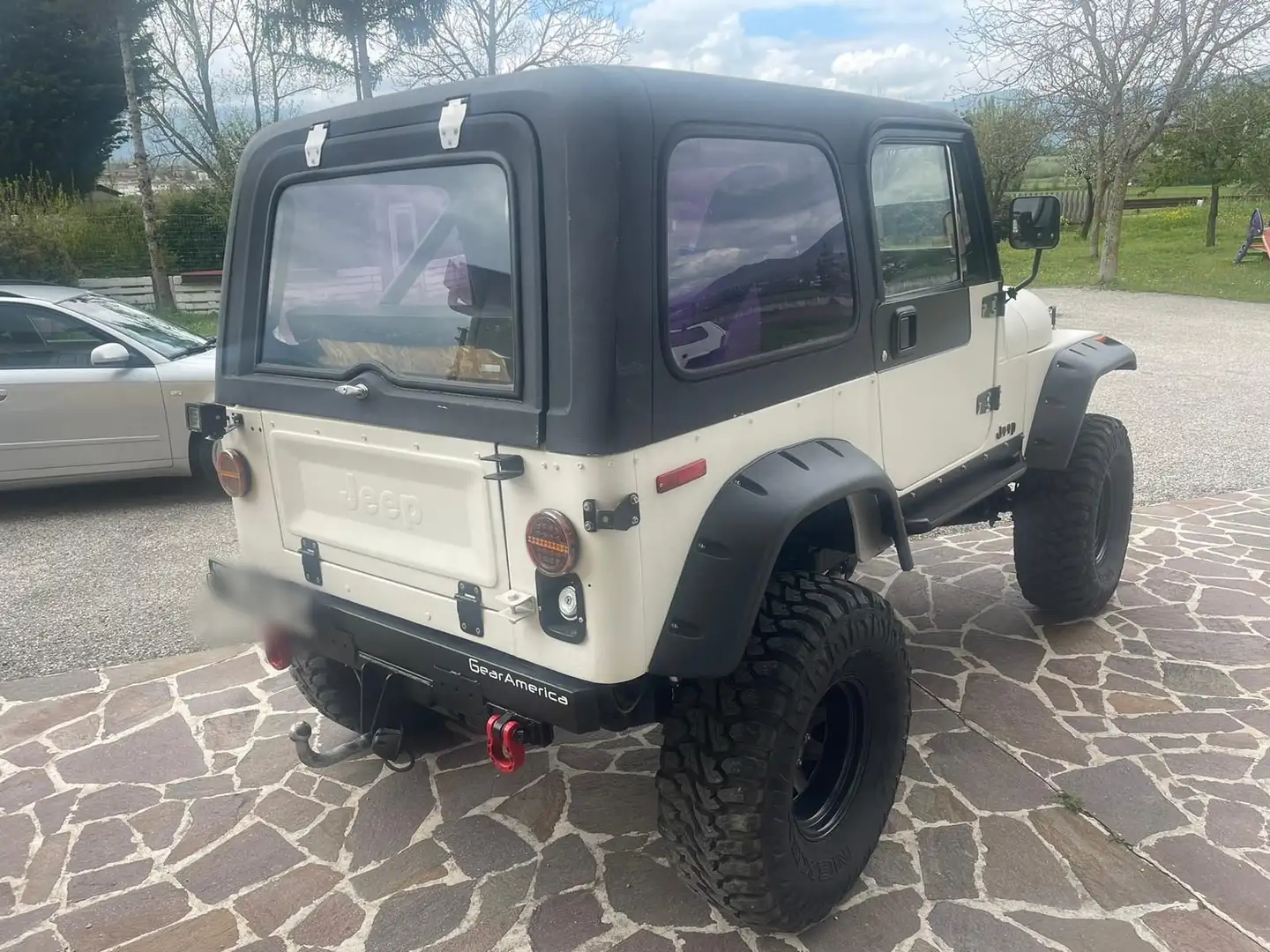 Jeep Cherokee CJ-7 Fehér - 2