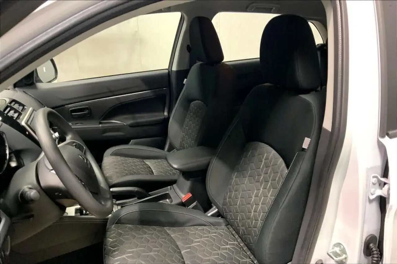 Mitsubishi RVR снимка Mitsubishi RVR