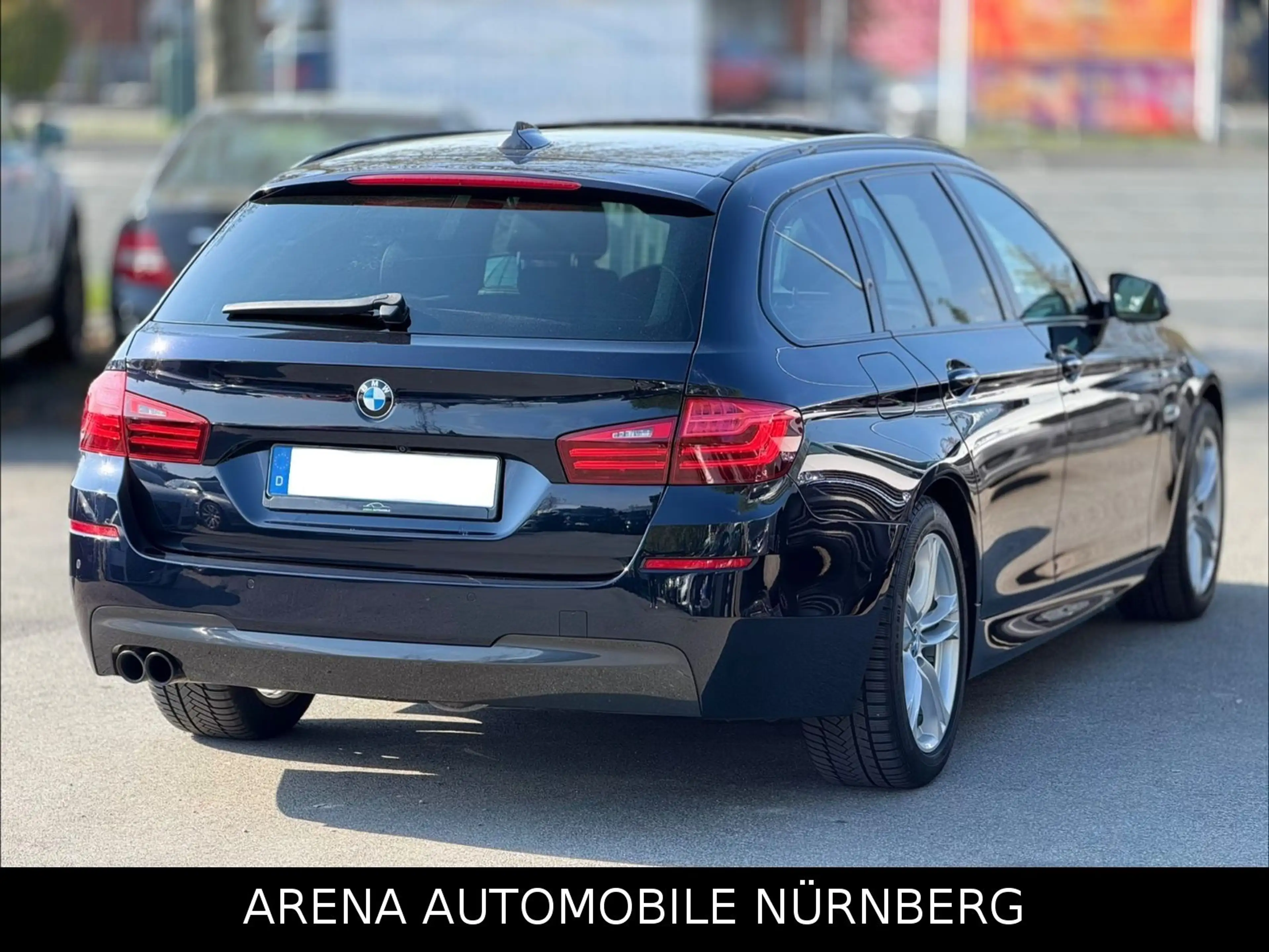 BMW 525 d Touring M-Paket*xDrive*Panorama*Leder* — photo 8