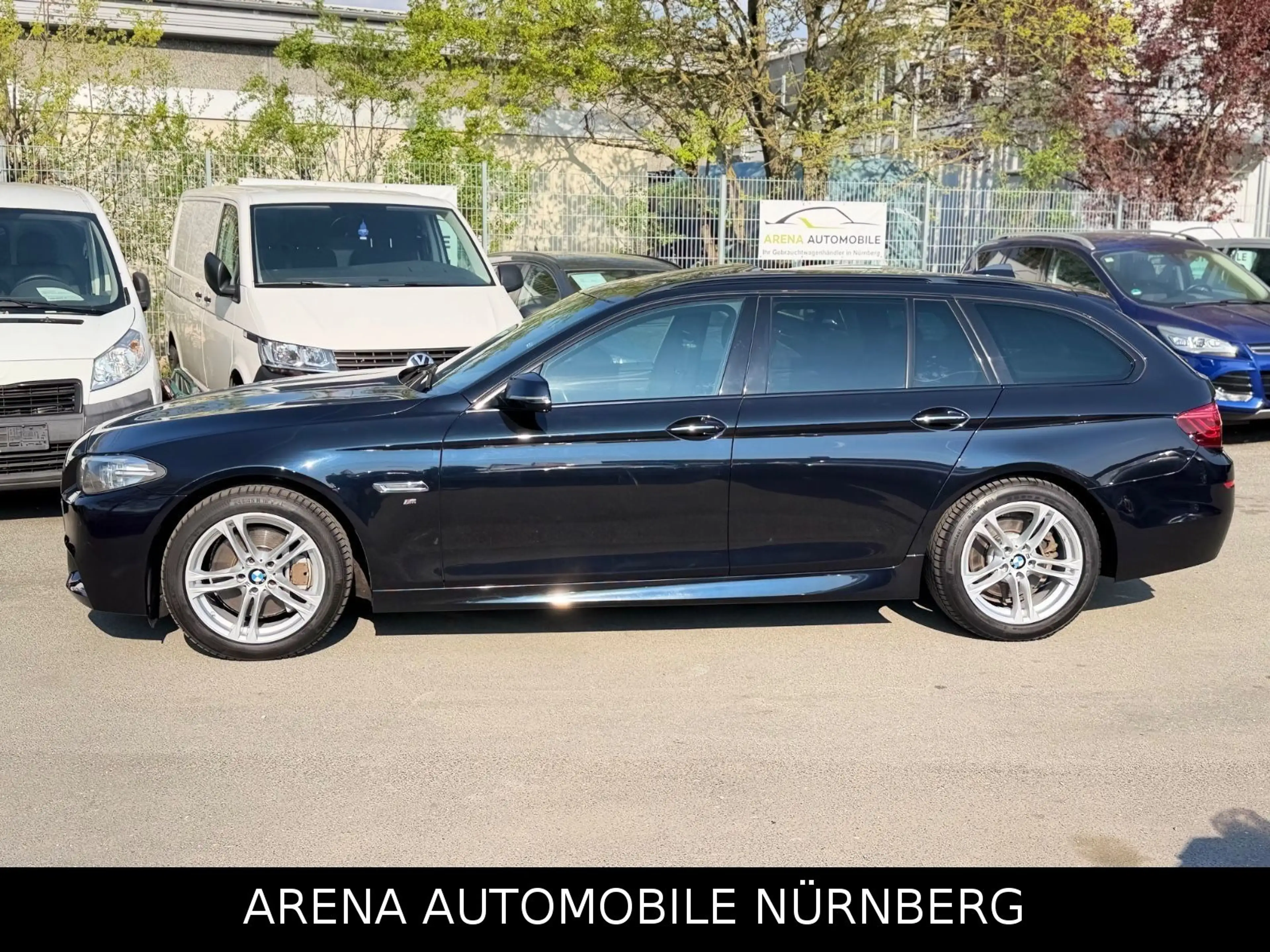 BMW 525 d Touring M-Paket*xDrive*Panorama*Leder* — photo 3