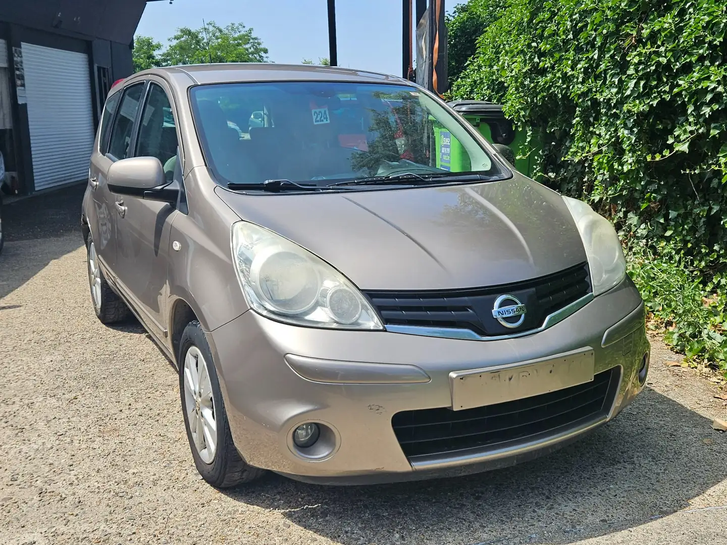 Nissan Note 1.4i 16v Acenta Beige - 1