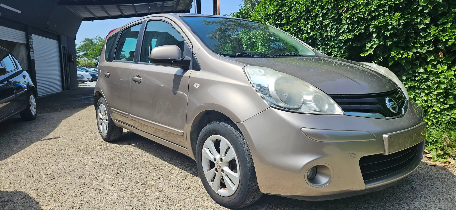 Nissan Note 1.4i 16v Acenta Beige - 2