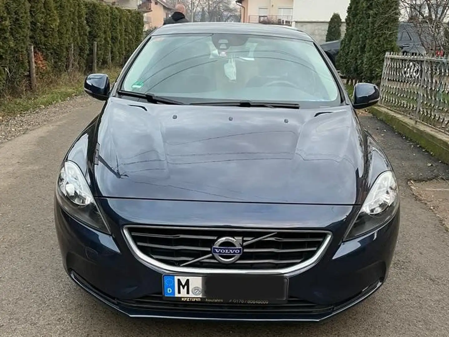 Volvo V40 V40 D4 Kinetic Blau - 1