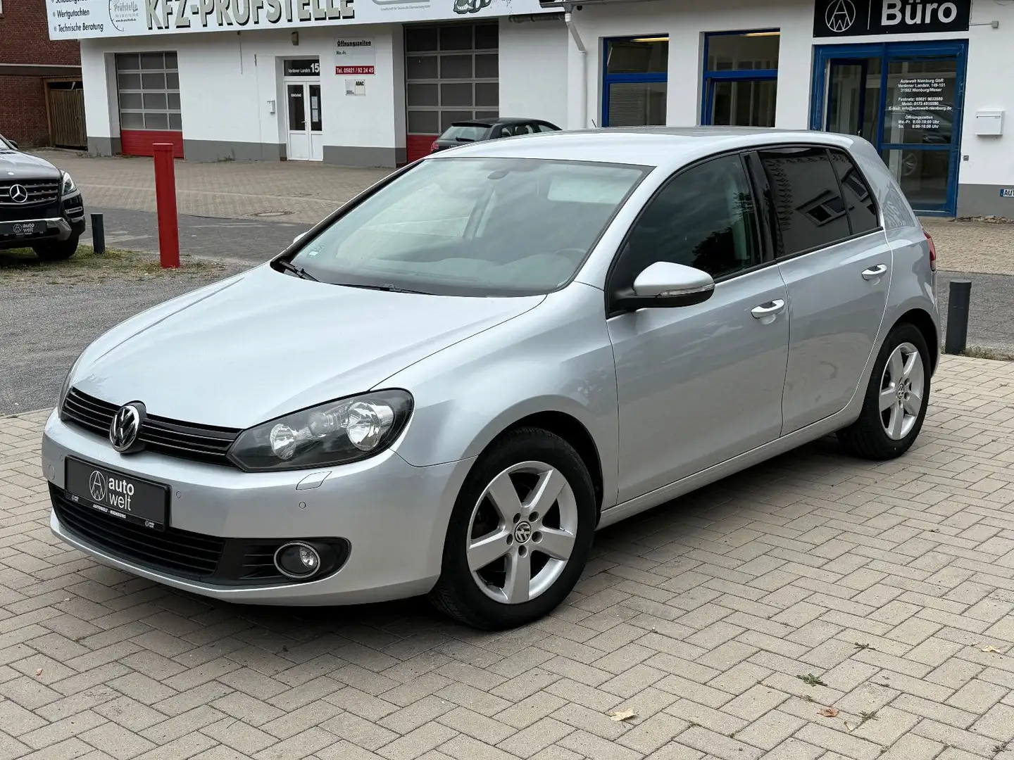 Volkswagen Golf VI, DSG, lückenlos Scheckheftgepflegt Argent - 1