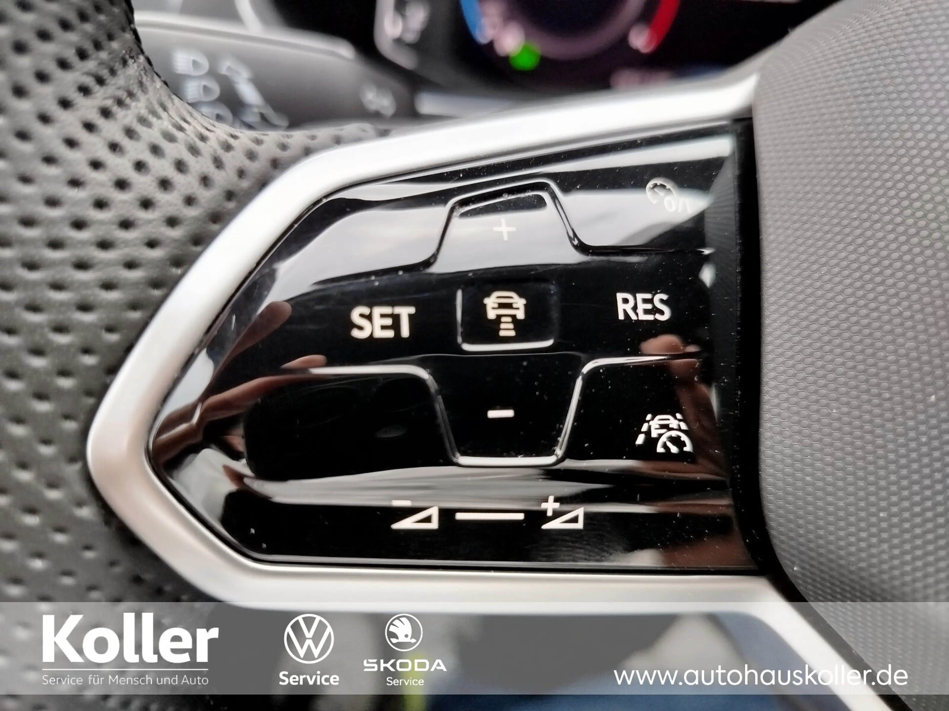 Volkswagen Tiguan Allspace Tiguan Allspace 2.0 TDI DSG 4MO R-Line AHK STDHZ — photo 12