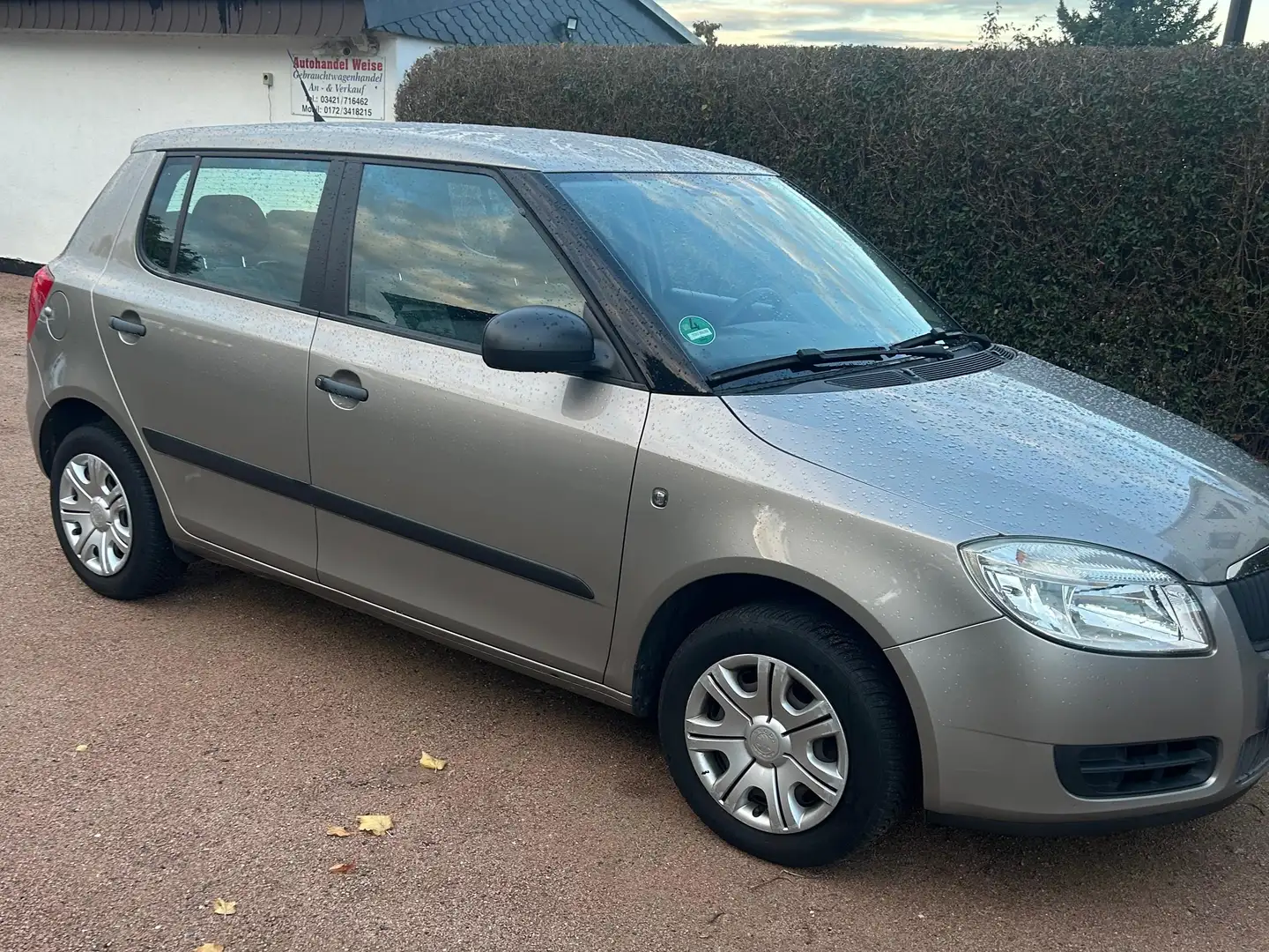 Skoda Fabia Fabia 1.2 HTP Classic Bronze - 2