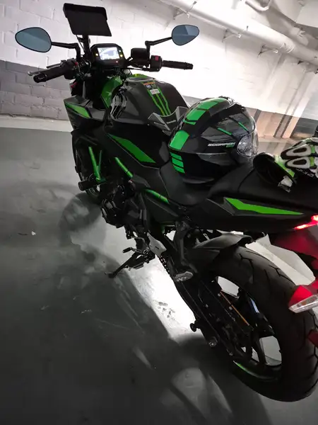 Kawasaki Z 650 - foto 6