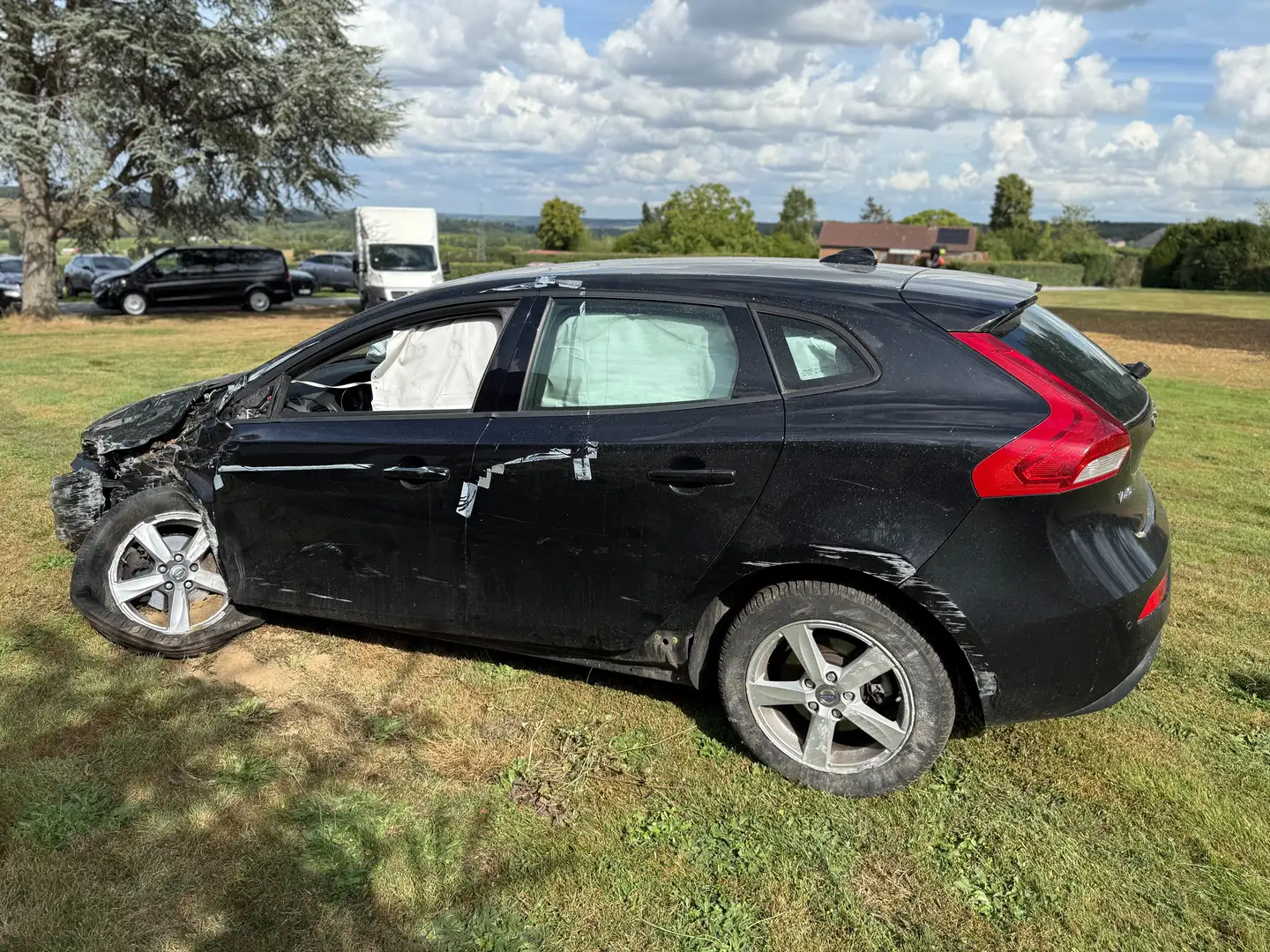 Volvo V40 ACCIDENTE // EXPORT Zwart - 2