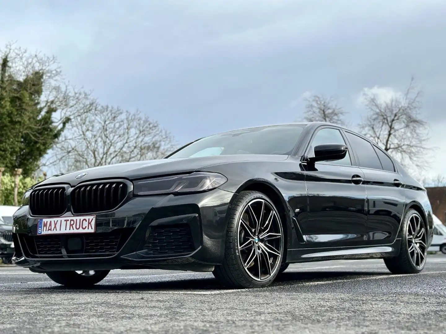 BMW 540 xDrive- 47.950€ ex BTW - Leasing 1.305€/M Fekete - 2