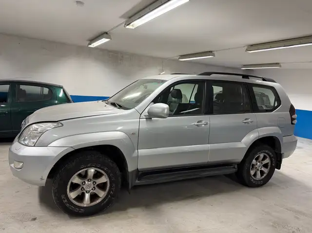 Toyota Land Cruiser 3.4i V6 50th Anniversary